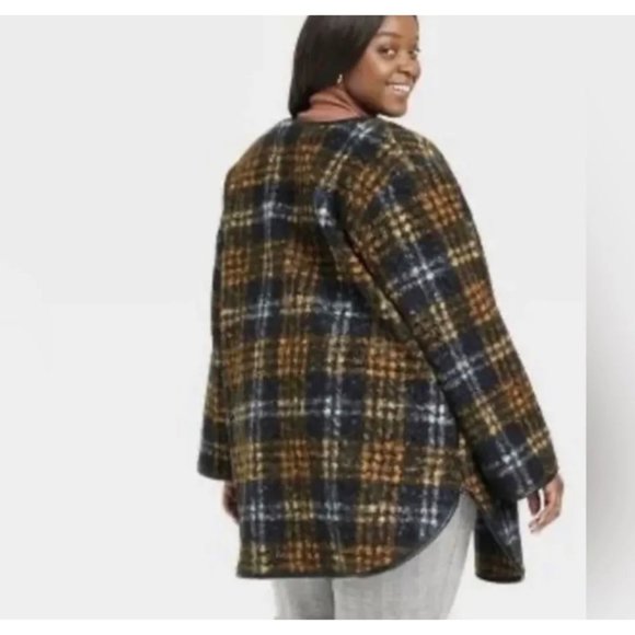 NWT Ava & Viv 2X Women’s Curly Fleece Plaid Jacket Black Gold Shirt Shacket - Picture 5 of 12